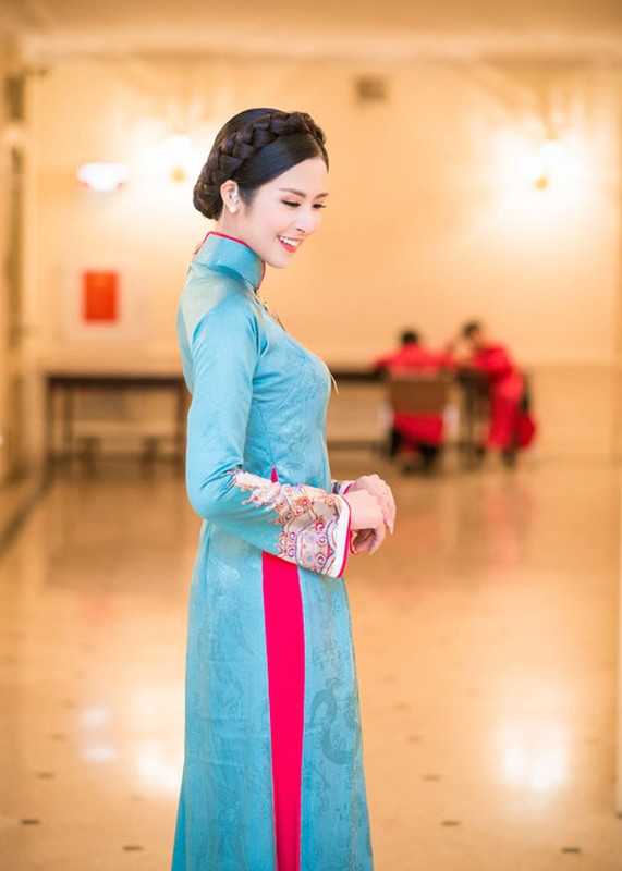 Hoa hau Ngoc Han dep nen na voi ao dai-Hinh-11